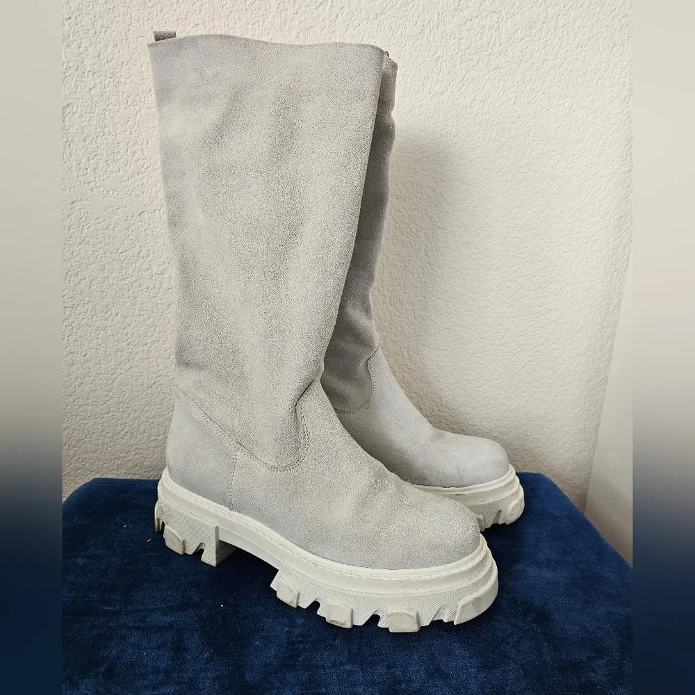 Venezia Grey Suede Tall Boots - Size 39 (US 8.5/9) - Chunky Lug Sole Flatform